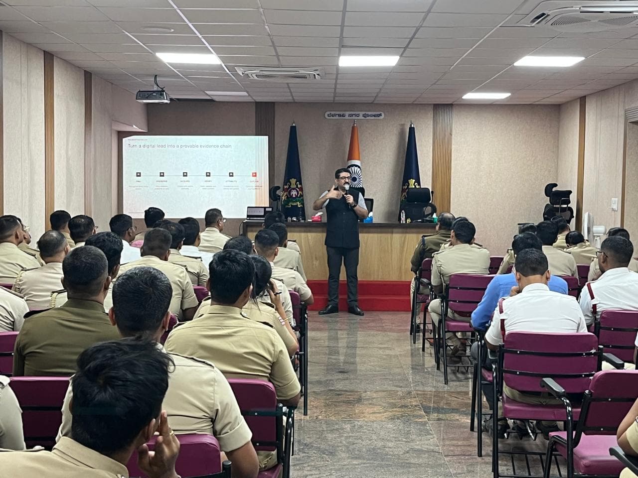 Belagavi City Police hold workshop on investigation and collection of electronic evidence