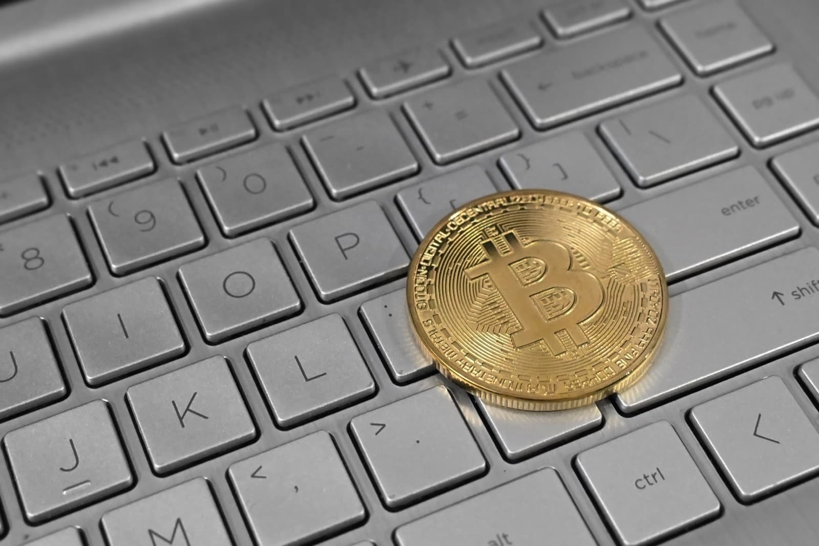 Sent Bitcoin or USDT to a Scammer? What Actually Works (and the Recovery Trap)